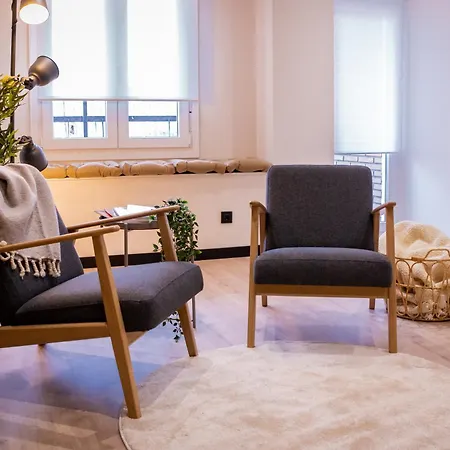 Ξενοδοχείο με διαμερίσματα Paseo Zorrilla 100 Coliving Βαγιαδολίδ