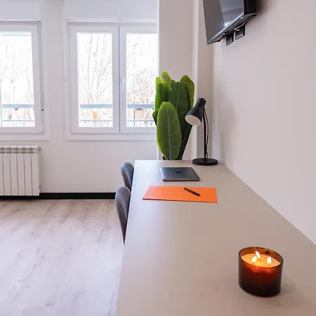 Paseo Zorrilla 100 Coliving Hotel apartamentowy